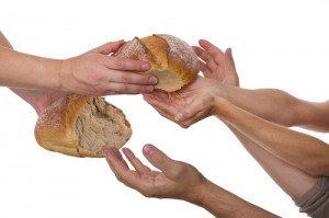 Brot wird geteilt